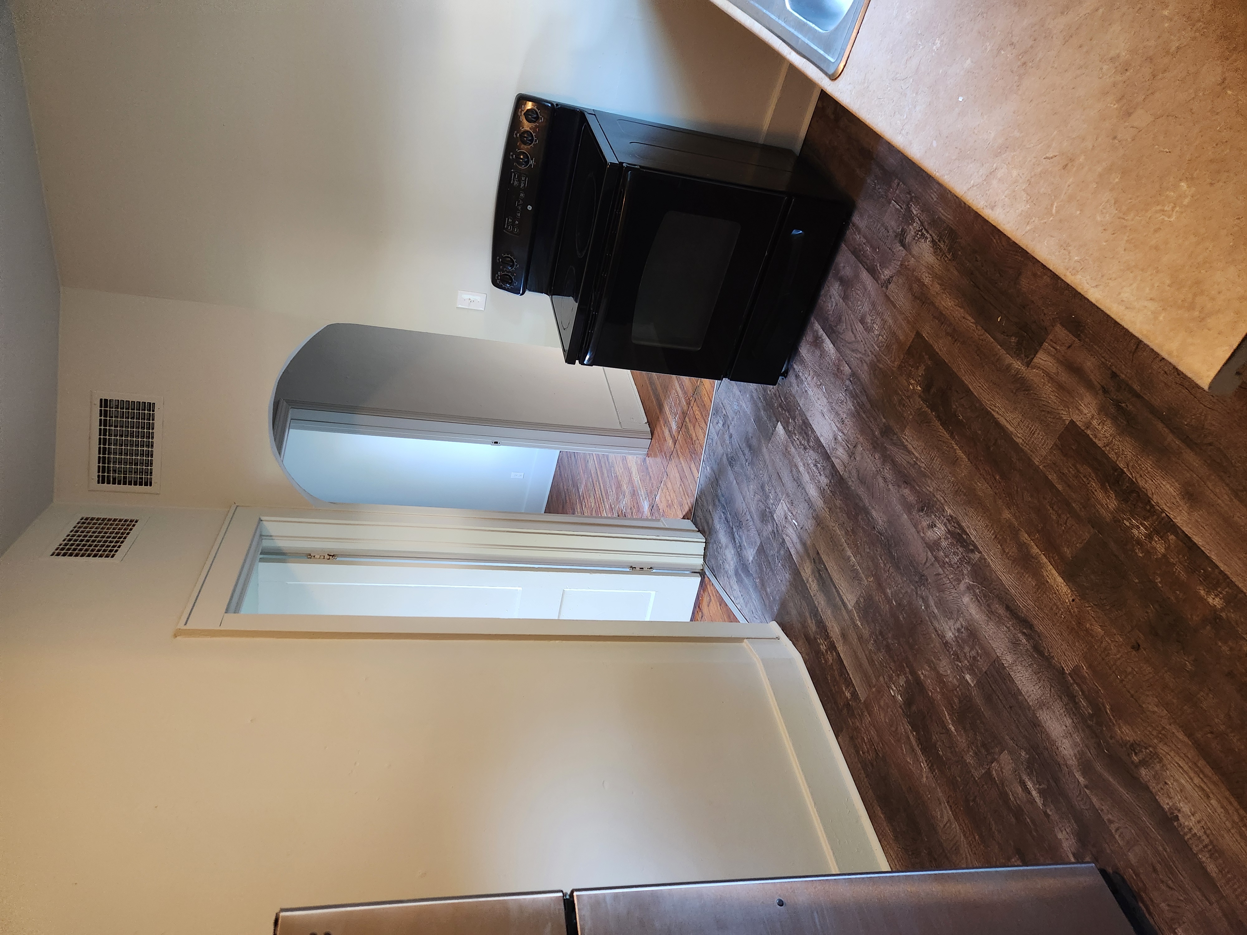 304 S Windsor St Windsor Mo 3.jpg